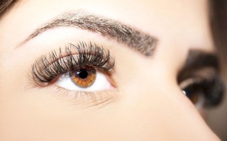 如何带美瞳，如何戴美瞳教程