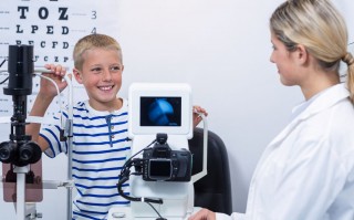 验光用的镜片最低多少度，验光用的镜片最低多少度合适